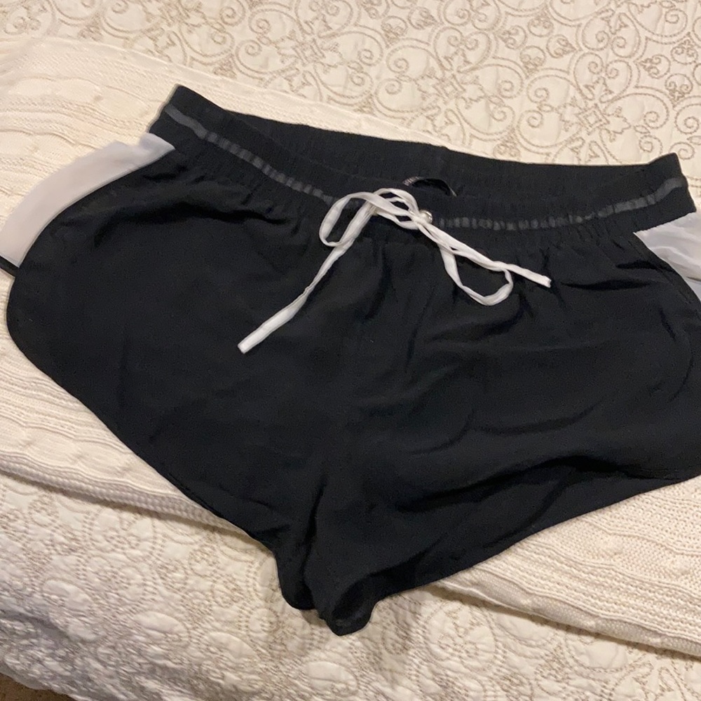 Light weight draw string shorts